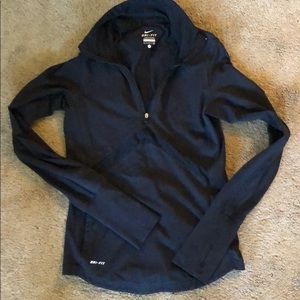 Nike dry-fit pull over